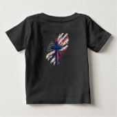 「愛国十字架 – 祝プライドとトラディット付き ベビーTシャツ (裏面)