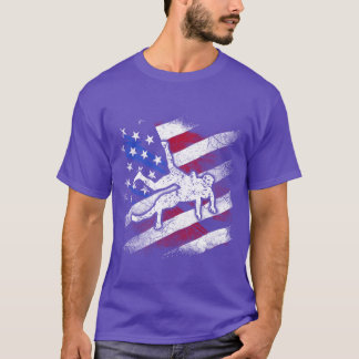 愛国心あふれるアメリカ国旗 コンバットスポーツ レスラー 楽しい Tシャツ