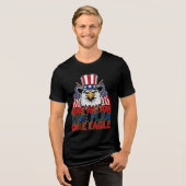 愛国心あふれるデザイン One Nation One Flag One Eagle  トライブレンドＴシャツ (正面全面)
