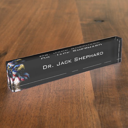 愛国心が強いアメリカのワシ デスクネームプレート (側面)