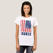 愛国心が強いナース米国の旗のTシャツ Tシャツ (正面フル)