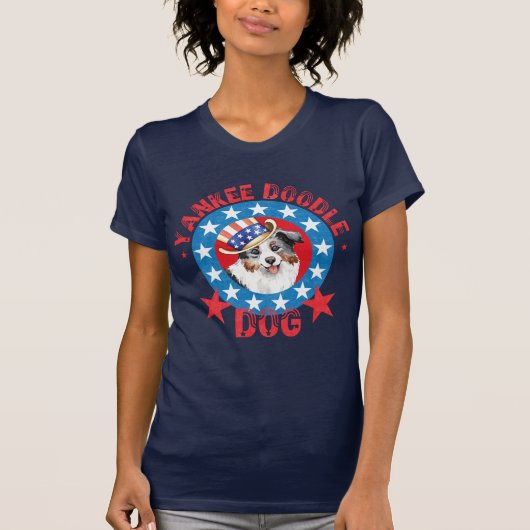 愛国心が強いミニチュアアメリカの羊飼い Tシャツ (正面)