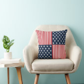 愛国心が強い星及びストライプな赤白青の枕 クッション (椅子)