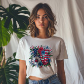 愛国心と愛の独立記念日 Tシャツ