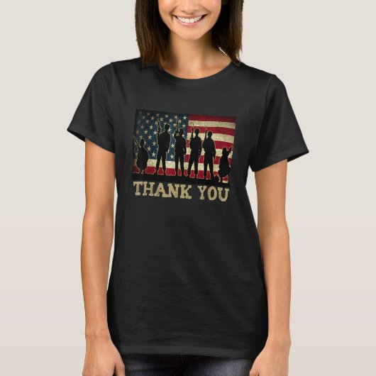 愛国心に感謝する兵士とアメリカ退役軍人 Tシャツ (正面)