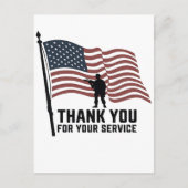 愛国心に満ちた兵士がアメリカ国旗を持つポストカード シーズンポストカード (正面)