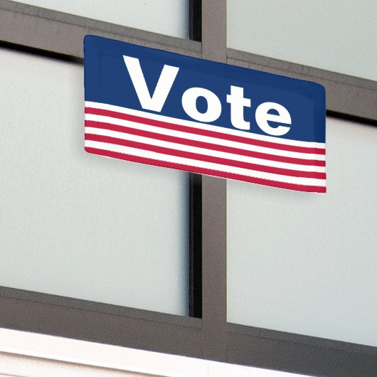 愛国心に満ちた赤と青の投票 横断幕 (ビルの外側)