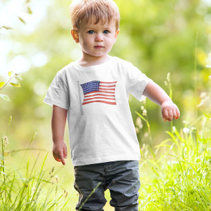 愛国心のある幼児の赤と青のトレンディー国旗 トドラーTシャツ