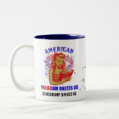 愛国心読の自由 ツートーンマグカップ (左)