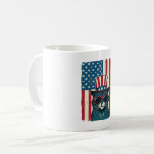 愛国猫の旗ビンテージ彫刻Tシャツデザイン コーヒーマグカップ (正面左)