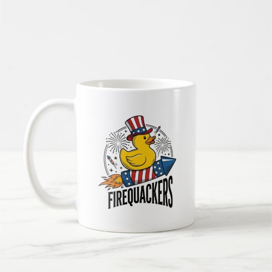 愛国的なアヒルの花火Tシャツデザイン Firequackers コーヒーマグカップ (左)