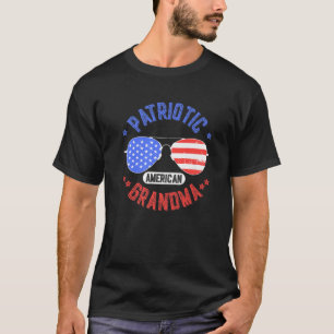 愛国的なアメリカおばあちゃんアメリカ愛国的なアメリカの祖父母 Tシャツ