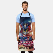 愛国的なアメリカのハゲワシ エプロン (着用した状態)
