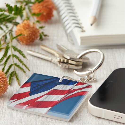 愛国的なアメリカ国旗のアクリルキーホルダー キーホルダー (正面右)