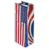 愛国的なアメリカ国旗のスターとストライプ ワインギフトバッグ (正面アングル)