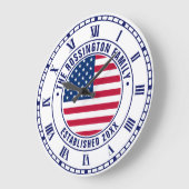 愛国的なアメリカ国旗の家族の名前日付Estd ラージ壁時計 (傾斜)