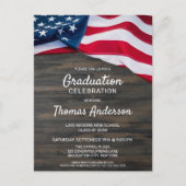 愛国的なアメリカ国旗の軍隊卒業 インビテーションポストカード (正面)