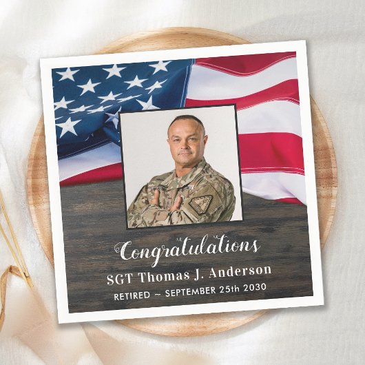 愛国的なアメリカ国旗の軍隊退職 スタンダードカクテルナプキン