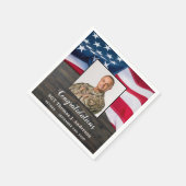 愛国的なアメリカ国旗の軍隊退職 スタンダードカクテルナプキン (角)
