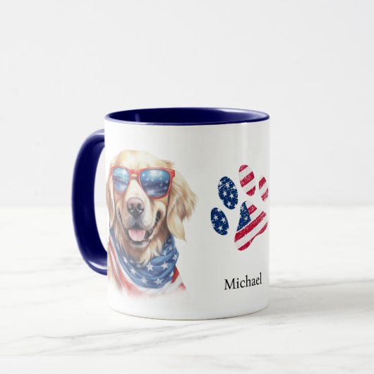 愛国的なアメリカ国旗ゴールデンレトリエバードッグ マグカップ (正面左)