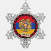 愛国的なアルメニア、バッファロープレイド、アルメニア国旗 スノーフレークピューターオーナメント (正面)