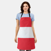 愛国的なオーストリアの国旗 エプロン (着用した状態)