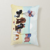 愛国的なキャリバリーキングチャールズスパニエル犬ビーチ アクセントクッション (裏面(縦))