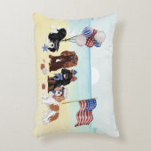 愛国的なキャリバリーキングチャールズスパニエル犬ビーチ アクセントクッション (正面(垂直))