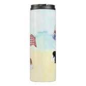 愛国的なキャリバリーキングチャールズスパニエル犬ビーチ タンブラー (裏面)