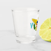 愛国的なショットグラスとヴァージン諸島国旗 ショットグラス (左)