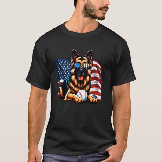 愛国的なジャーマンシェパードの野球アメリカ国旗 Tシャツ (正面)