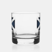 愛国的なスコットランド国旗のカスタムウイスキーのグラスを飲む ウイスキーグラス (右)