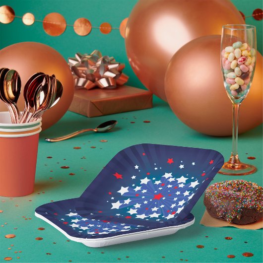 愛国的なスターバスト赤白と青アメリカ ペーパープレート