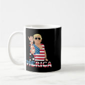 愛国的なトランプ 4th Of July アメリカ 自由 独立記念日 コーヒーマグカップ (左)