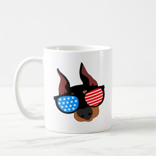 愛国的なドベルマン コーヒーマグカップ (左)