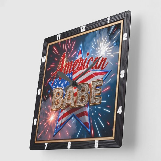 愛国的なベビーアメリカ国旗 スクエア壁時計 (傾斜)