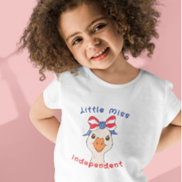 愛国的なリボンを付けたリトルミスインディペンデント・グース トドラーTシャツ