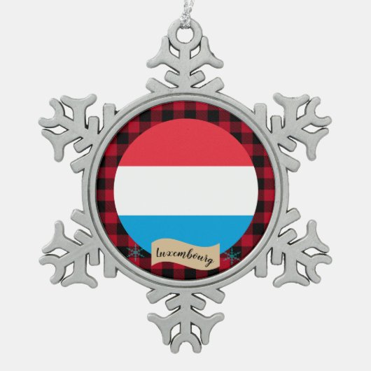 愛国的なルクセンブルク国旗、赤いバッファローのプレイド スノーフレークピューターオーナメント (正面)