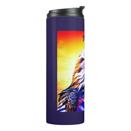 愛国的なワシとアメリカ国パーソナライズされた旗 タンブラー (回転左)