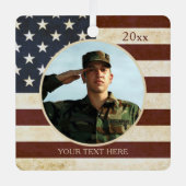 愛国的なヴィンテージアメリカ国旗の写真パーソナライズされた メタルオーナメント (正面)