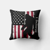 愛国的な偏屈者 クッション (裏面)