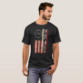 愛国的な日1776我々はアメリカの人々の便秘 Tシャツ (正面フル)