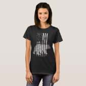 愛国的な狩りベアアメリカ国旗の猟師 Tシャツ (正面フル)
