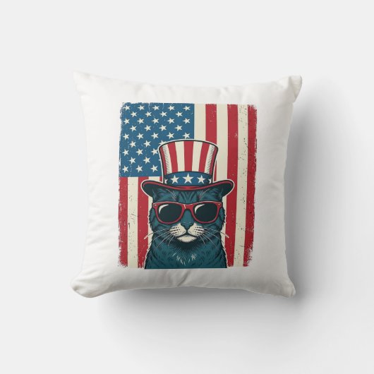愛国的な猫の旗のビンテージの彫刻Tシャツデザイン クッション (正面)