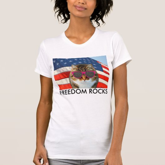愛国的な猫Tシャツ Tシャツ (正面)
