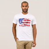 愛国的な神はアメリカを祝福します Tシャツ (正面フル)