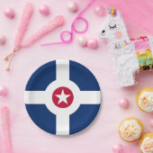 愛国的な紙プレートとインディアナポリス国旗。 ペーパープレート (パーティー)