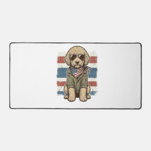 愛国的な落書き犬のビンテージ彫刻Tシャツデザイン デスクマット