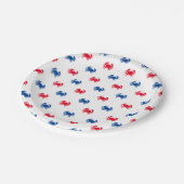 愛国的な赤と青のカニのパターン ペーパープレート (アングル)