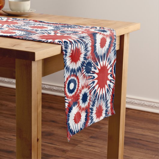 愛国的な赤と青の花火 ショートテーブルランナー (インサイチュ)